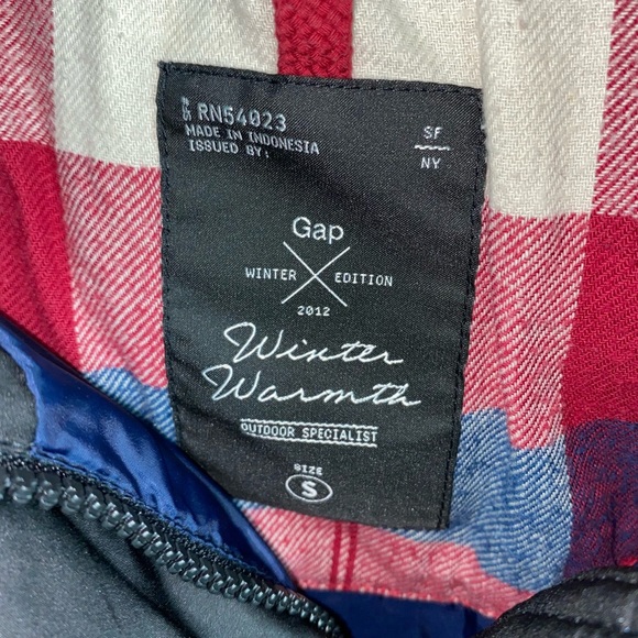 GAP Winter Warmth Puffer Jacket - Picture 3 of 8